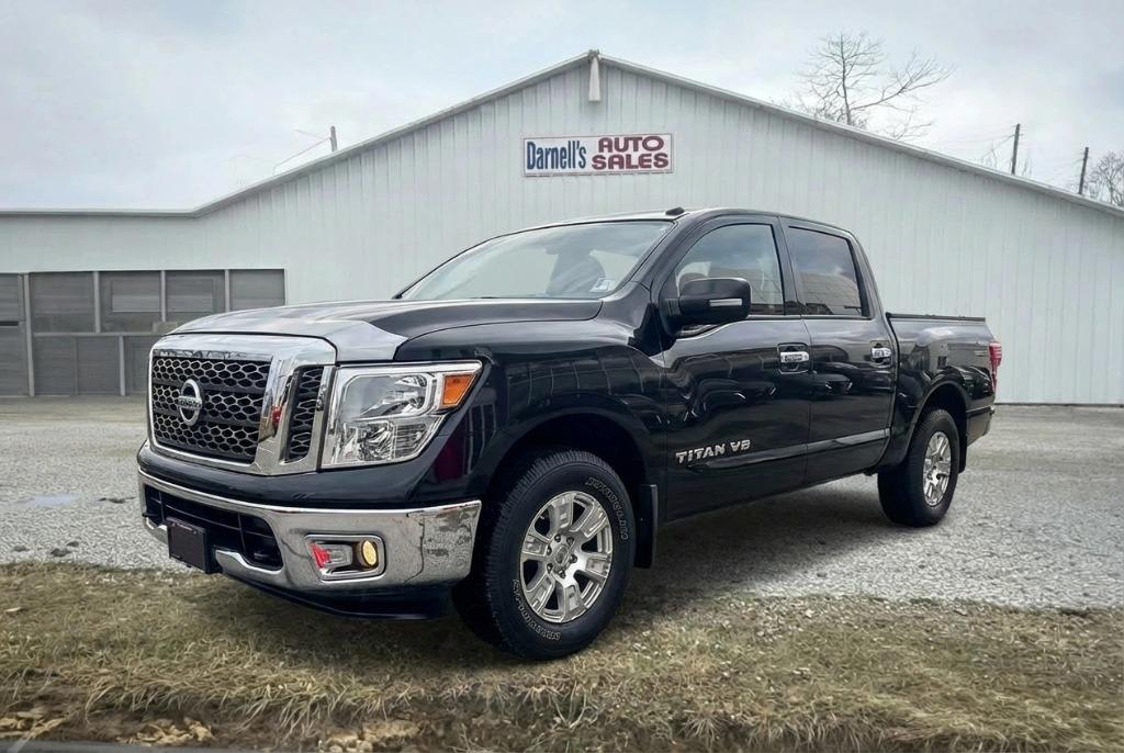 2018 Nissan Titan SL 4X4 Crew Cab's photo